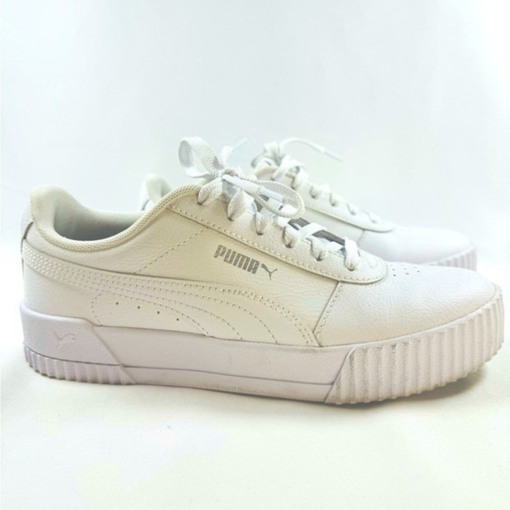 Puma Carina L Womens White Leather Platform Sneakers Size 7.5 80s style RETRO